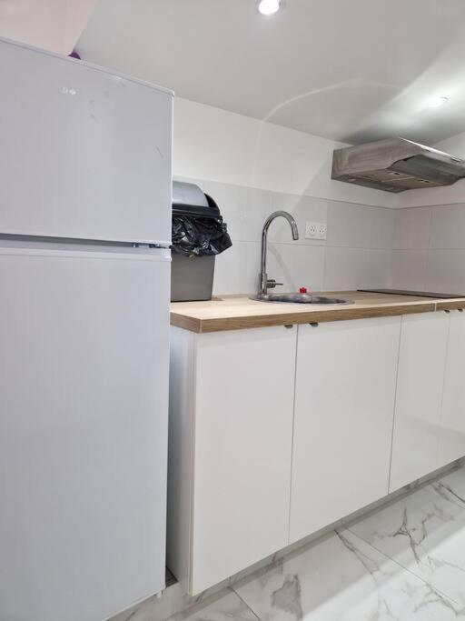 Studioneuf Equipe Cdg/Parc Expo/ Paris Aulnay-sous-Bois Extérieur photo